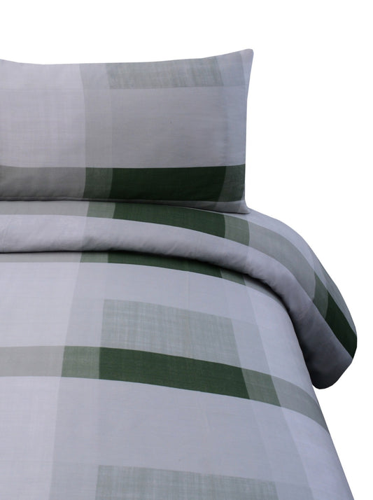 Cotton Nishat Checkerboard Print King Size Bedsheet Set with Pillow Covers