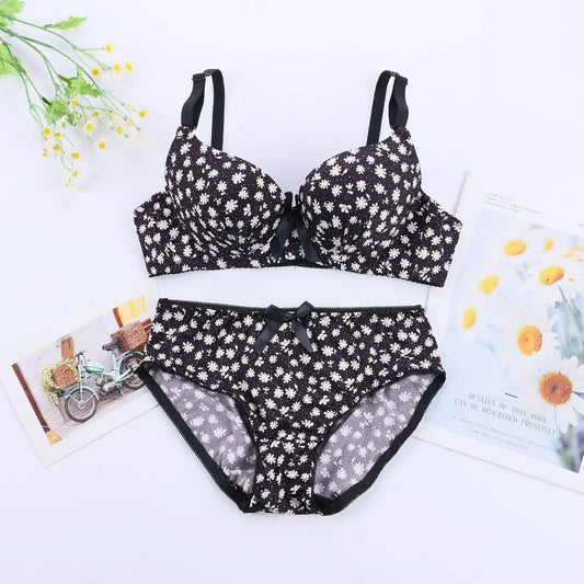 Flourish Padded Wired and Push Up Flower Printed High Quality Adjustable Straps Back Closure Bridal Bra And Panty Set / Black