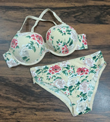 Flourish Padded Wired and Push Up Flower Printed High Quality Adjustable Straps Back Closure Bridal Bra And Panty Set